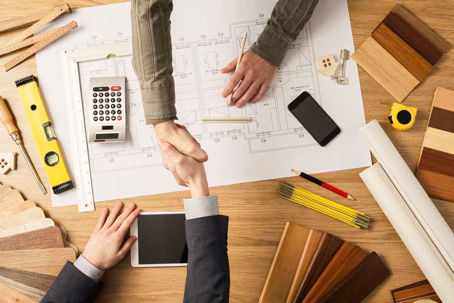 Fixed-Price Contractual Structure and Staggered Warehousing Logistics