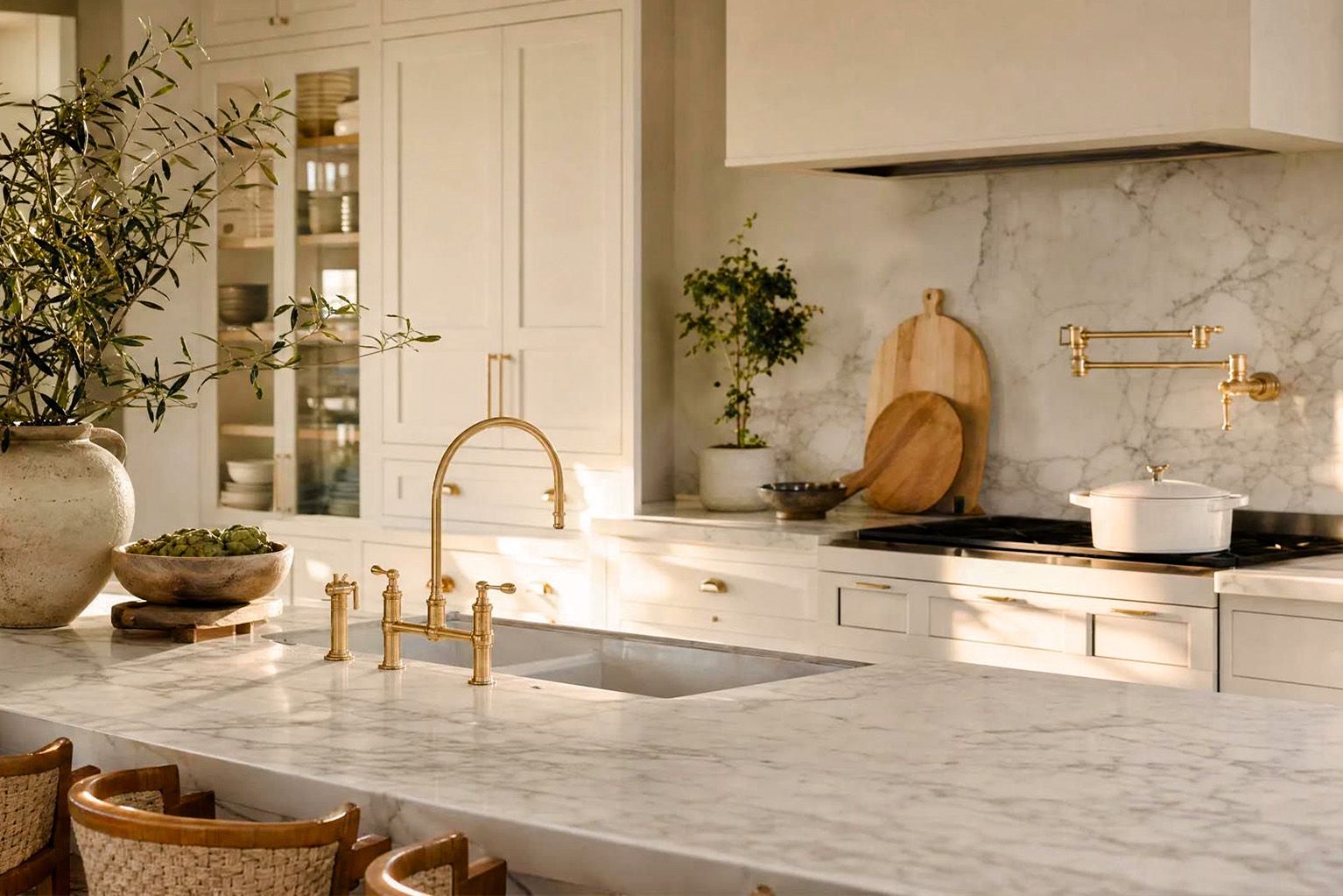 Luxury modern kitchen engineered stone benchtop interior design